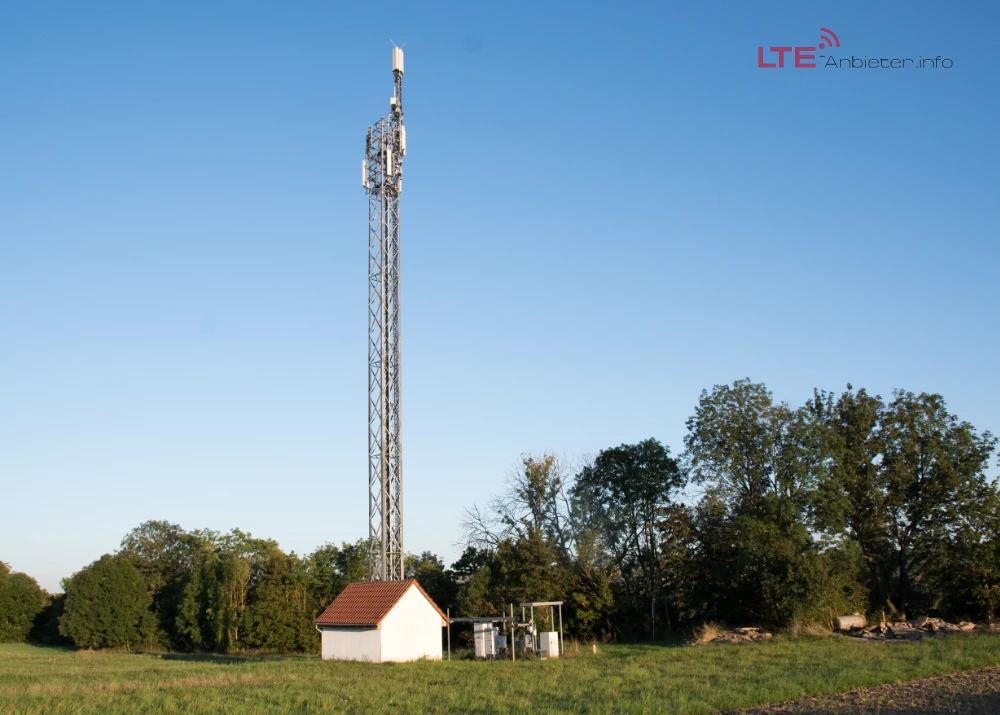 LTE-Funkmast im ländlichen Raum